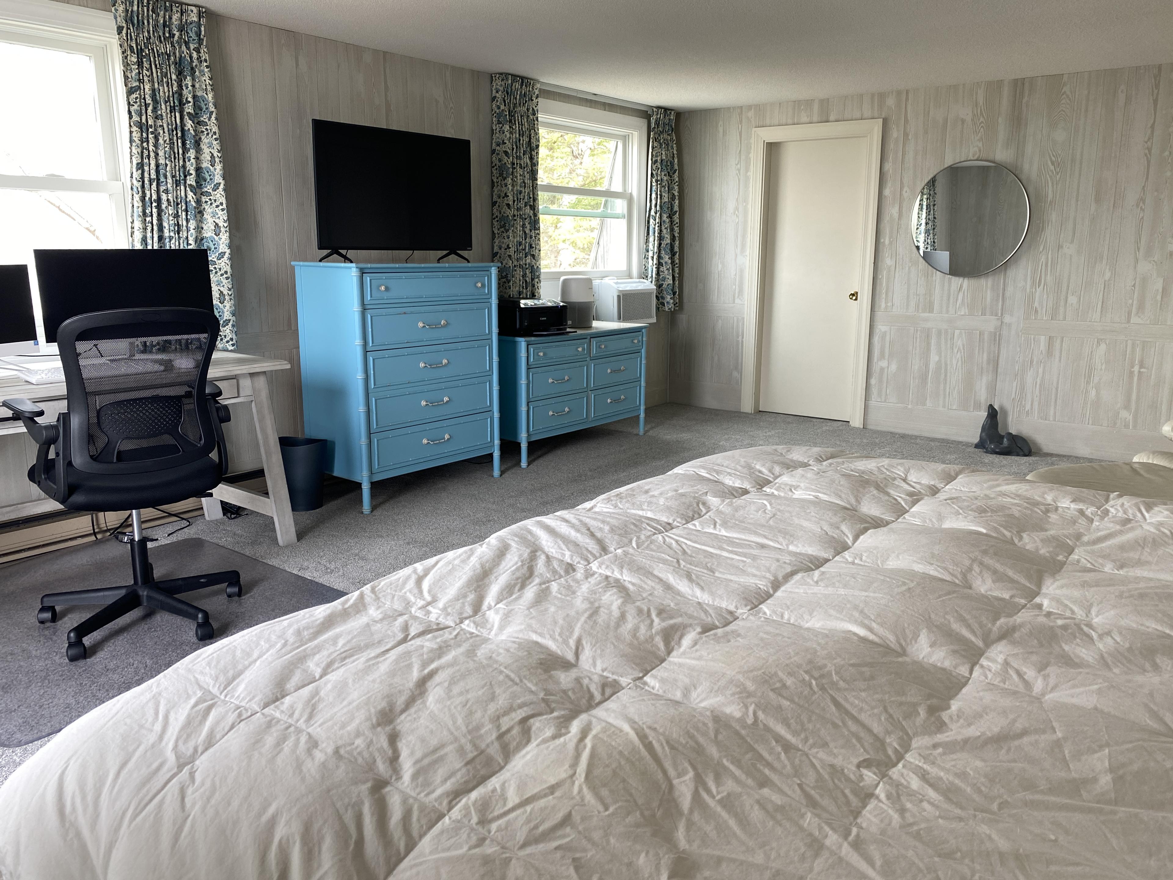 Master bedroom detail